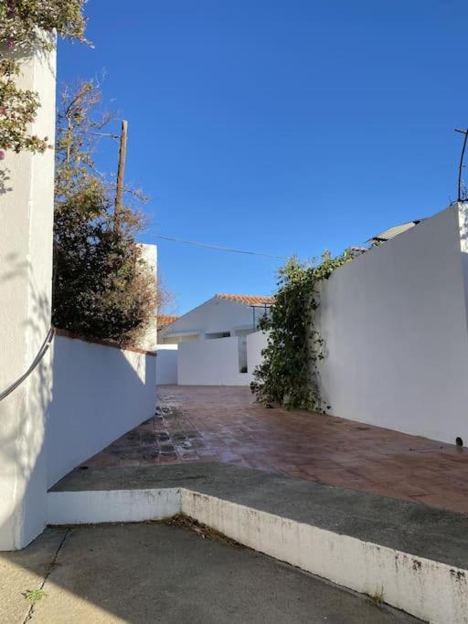 Tusquets - Apartamento Con Vistas Al Mar كاذاكيس المظهر الخارجي الصورة