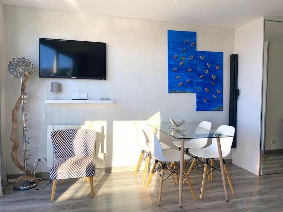 Tusquets - Apartamento Con Vistas Al Mar كاذاكيس المظهر الخارجي الصورة